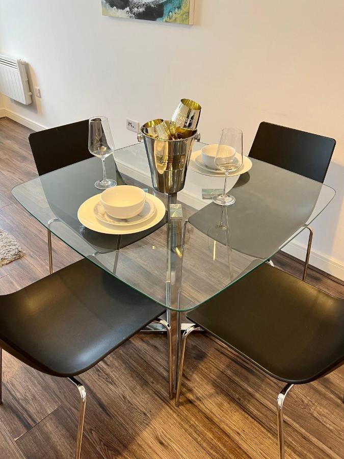 Liverpool Waterfront Apartment Экстерьер фото
